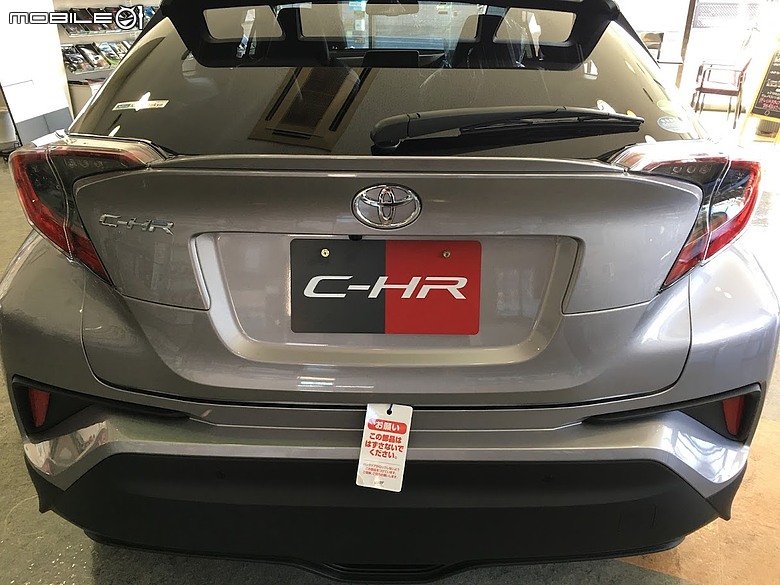 再見了，我的小藍：一部 Toyota C-HR 與我們家的九年時光