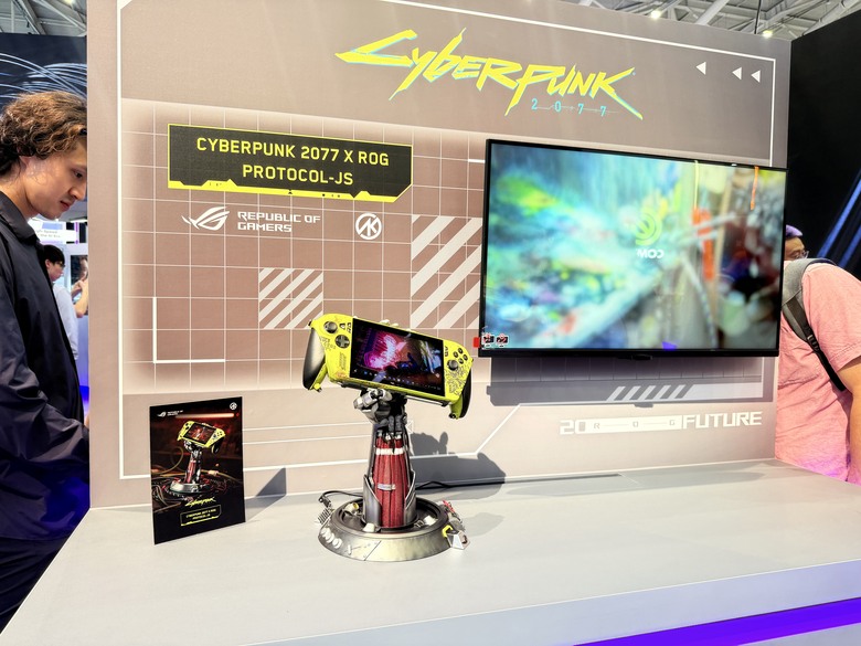 【COMPUTEX 2026 -ROG攤位體驗-電競周邊 】ROG 20 週年 Edition 20:透明黑金之下,玩家信仰的工藝展演