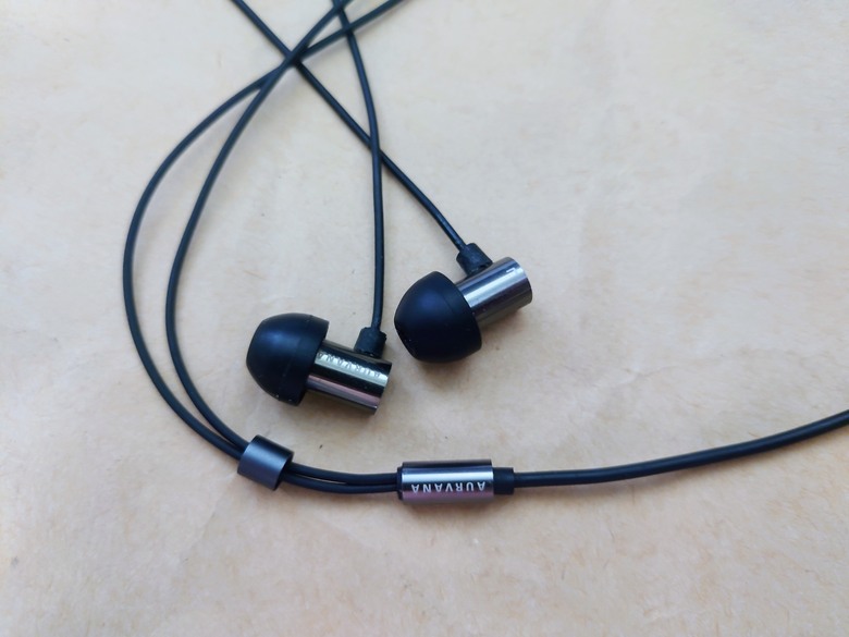 [經典歌姬]Creative aurvana In Ear 2 經典回憶開箱