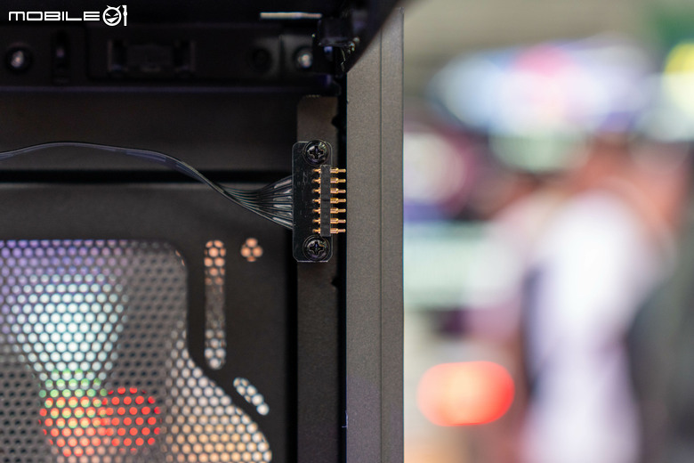 【Computex 2026】微星推出 MPG VIXTA 300 PZ 系列機殼與 COREFROZR AP15 空冷散熱器 打造更輕鬆客製 DIY 體驗