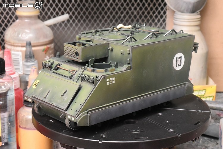 [模型製作記] M577 裝甲指揮車 1/35
