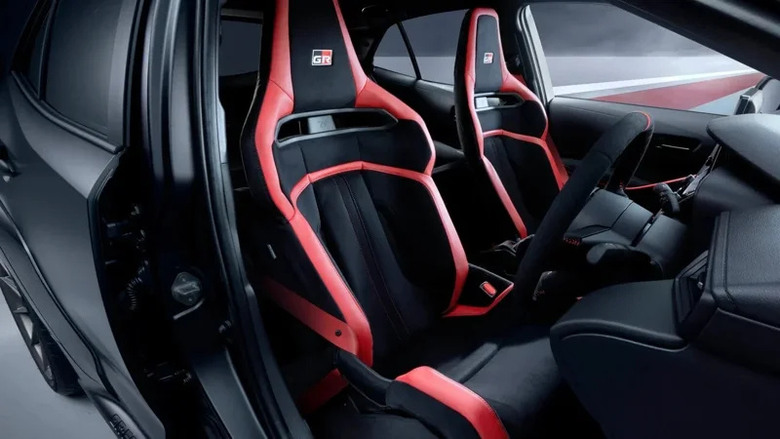 碳纖維上身的終極鋼砲! Toyota GRMN Corolla 明年限量登場！