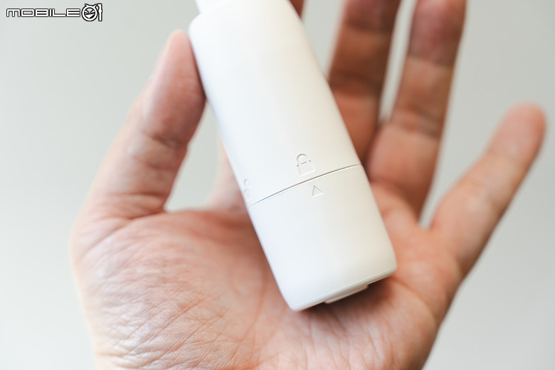 BRITA LARQ iQ 探索智能淨水保冰杯開箱｜UV-C 殺菌、智慧追蹤飲水紀錄、濾水保冰一次到位