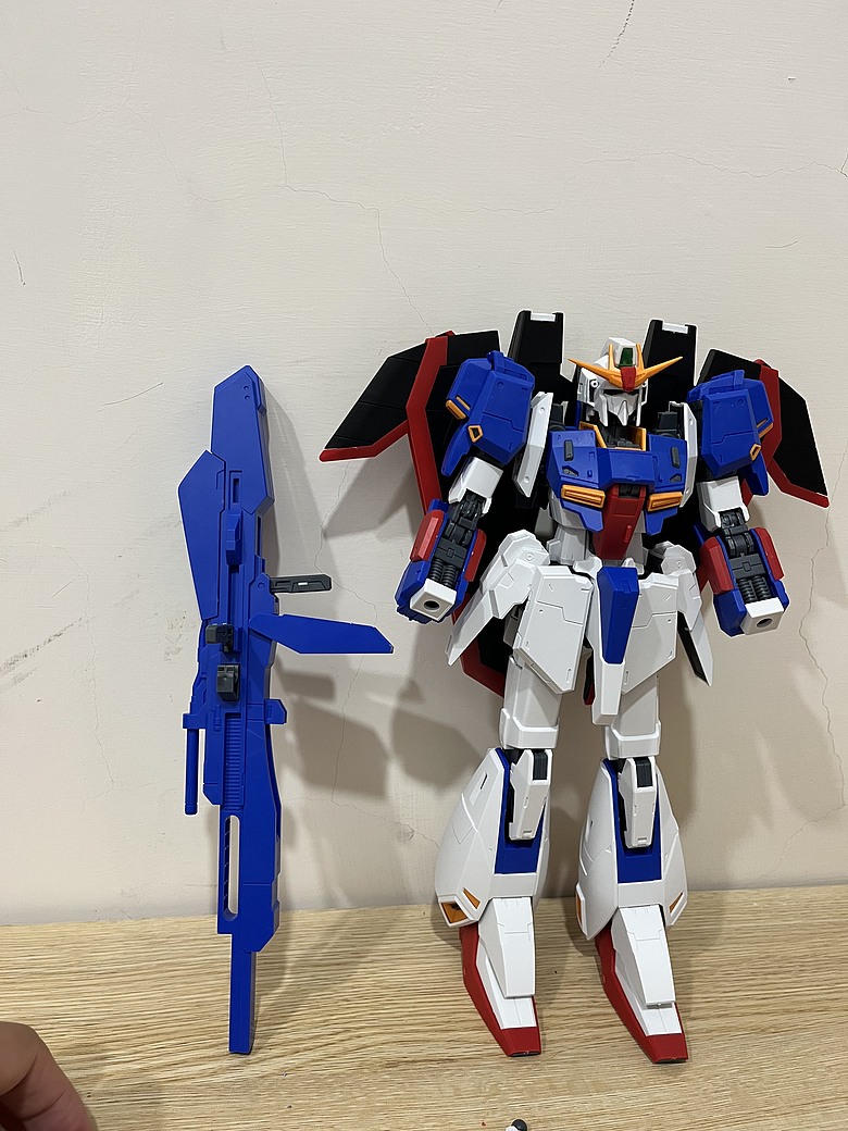 點我看大圖 【陸模開箱】爆閃1/72 ZETA Z鋼彈|超大尺寸超便宜售價,組裝後真實心得