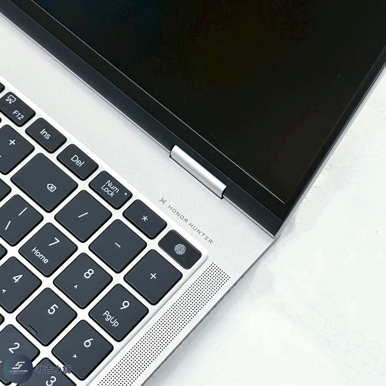 點我看大圖 榮耀這次是不是偷偷升級了?開箱|MagicBook Pro 16 輕薄本 (附開箱影片)