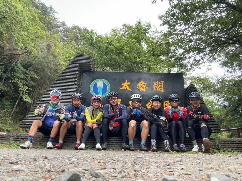 北進武嶺騎二回,新店、宜蘭等地出發,KHS vitamin E輕旅行