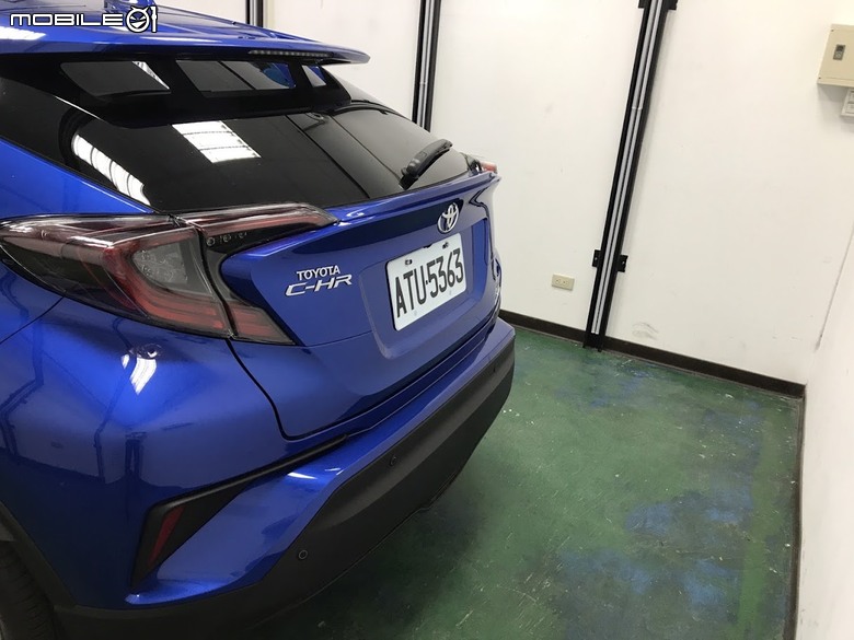 再見了，我的小藍：一部 Toyota C-HR 與我們家的九年時光