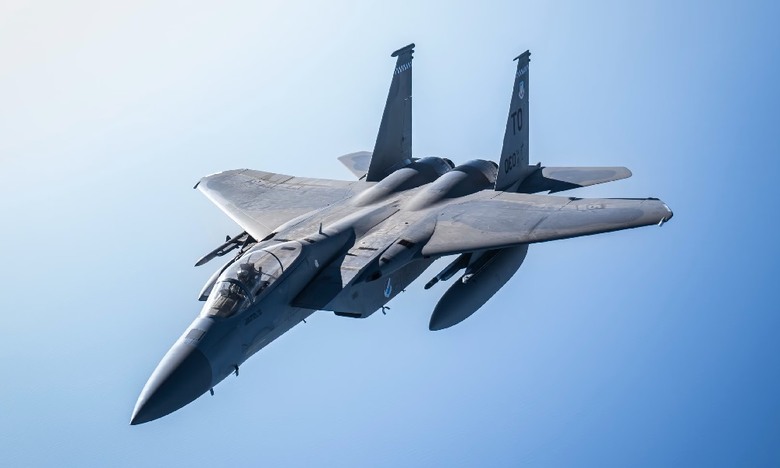 【玩情懷收回憶】上個世紀變形機器人食玩模型（陸海空軍事載具篇）
