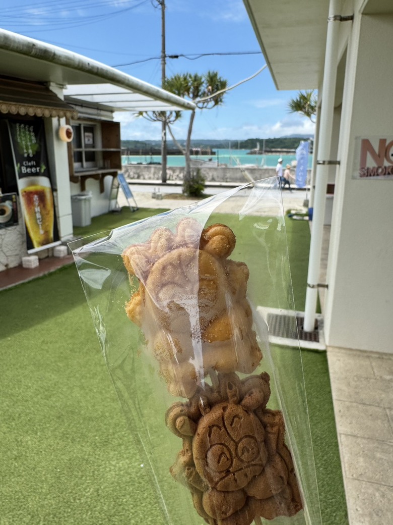 沖繩自由行 DAY2|古宇利大橋絕美海景、美國村夕陽、名護魚食堂,沖繩北部一日自駕攻略!