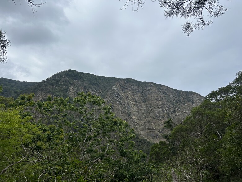 瑯 嶠 首 岳 - 里 龍 山 (小百岳編號80)