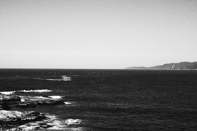 RICOH GR IV Monochrome 評測報告｜以純粹光影、譜寫口袋裡的黑白詩篇！