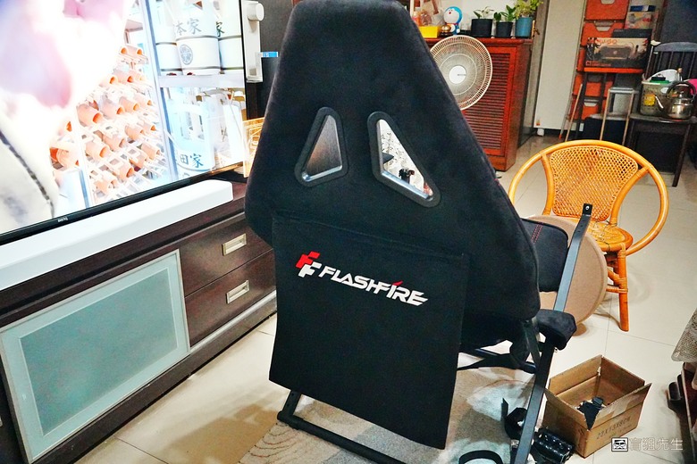 【盲狙先生傳123】FLASHFIRE 富雷迅 G103+FLASHSEAT LITE F910 | 在FORZA HORIZON 6 的東京街道中狂飆 直驅入門的利器❤️