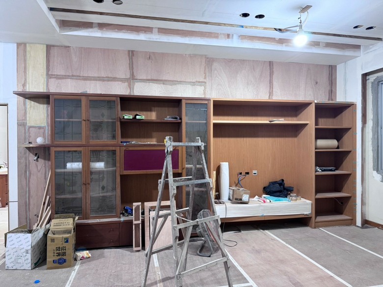 【開箱】高雄93坪透天老屋翻新!老傢俱完美沿用|新舊共融美學與硬核基礎工程全紀錄