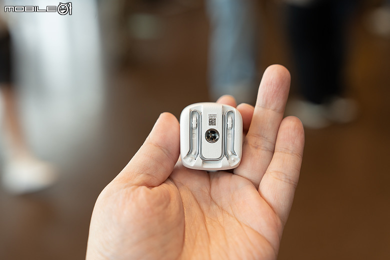 Insta360 首款旗艦雲台相機 Luna Ultra 來了!徠卡 1 吋 8K 雙鏡頭、2 吋可拆螢幕、支援頭部追蹤