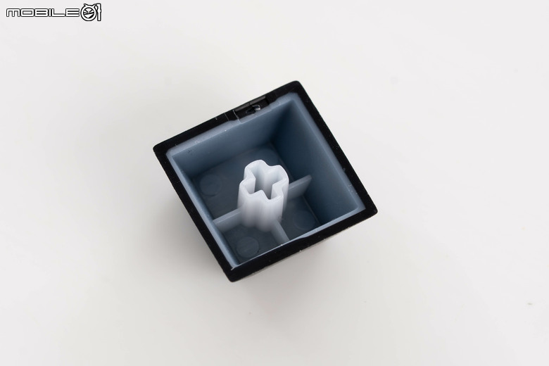 CORSAIR GALLEON 100 SD 鍵盤開箱體驗 整合 Stream Deck 設計提供寬廣自訂功能的強大創作工具