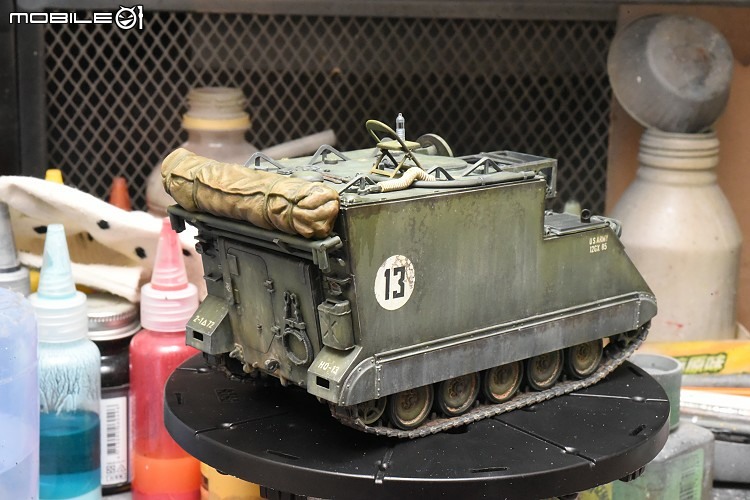 [模型製作記] M577 裝甲指揮車 1/35