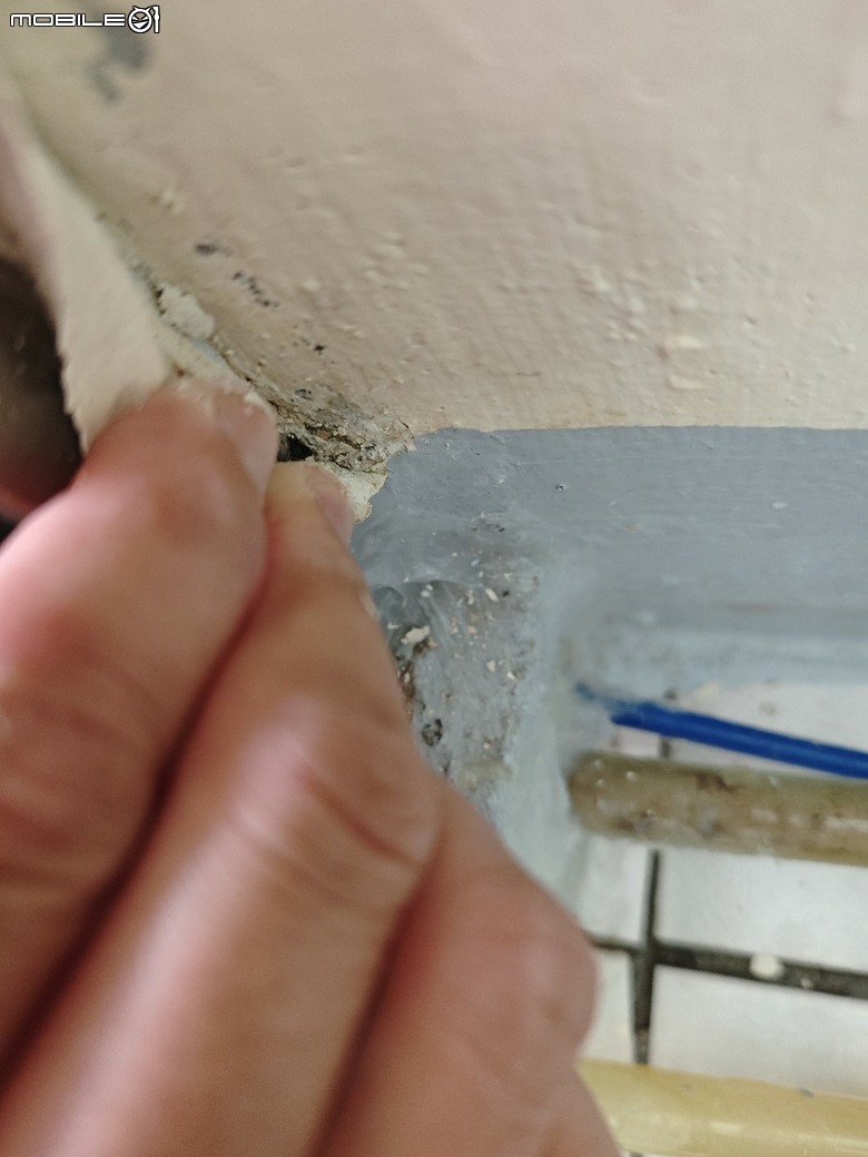 (DIY)落地窗框修繕過程分享