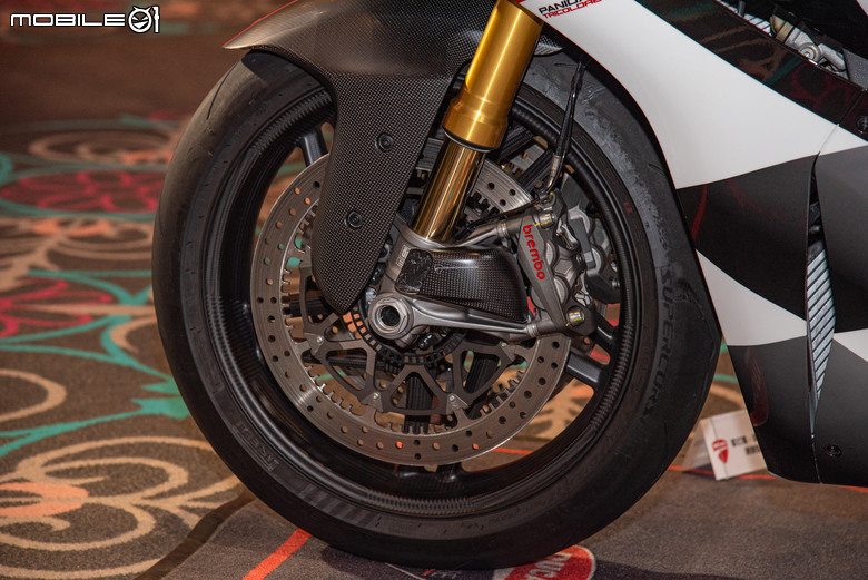 點我看大圖 DUCATI Panigale V4 S、Streetfighter V4 S國內正式發表!最新最強賽道科技開價196.8萬、158.8萬起!同場加映三色版、Lamborghini聯名版