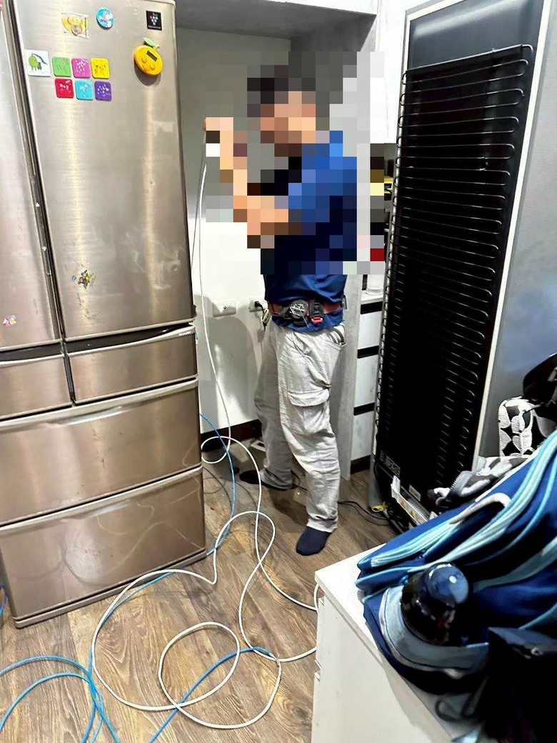 【分享】透天厝樓上樓下訊號落差大？明明申請300M卻掉速剩90...記錄我家不加設備、找高雄專業弱電重新抽換布線的真實體驗