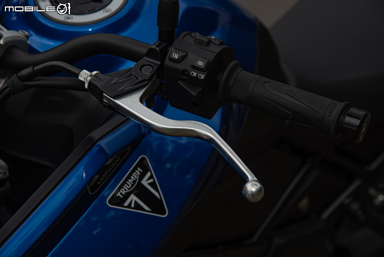 點我看大圖 Triumph Tiger Sport 800試駕報告|扭力元神回歸,直覺駕馭快樂加倍!