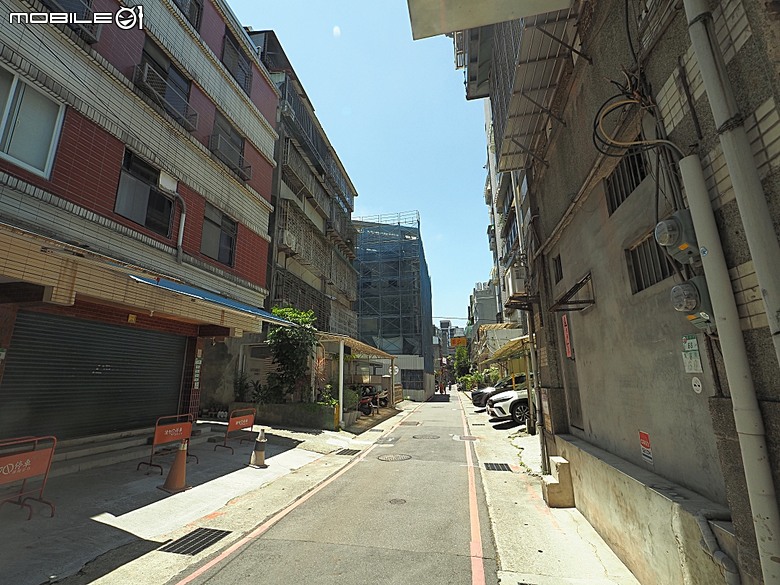 大稻埕霞海城隍廟、大稻埕遊客中心、大稻埕屈臣氏大藥房、六館街尾洋式店屋、李臨秋故居、千秋街店屋、李春生紀念教會、陳天來故居、原周進春茶行｜台原亞洲偶戲博物館｜逆風樓— 2026初夏之大稻埕散策 南段—民生西路以南至南京西路之間