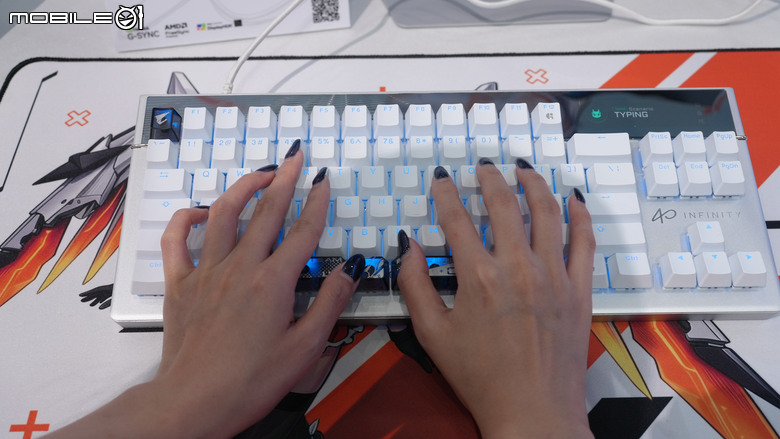 [COMPUTEX] 技嘉40週年INFINITY藍圖 (主機板、顯示卡、5K MINI LED、雕妹機、電競筆電)