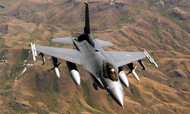 【玩情懷收回憶】上個世紀變形機器人食玩模型（陸海空軍事載具篇）