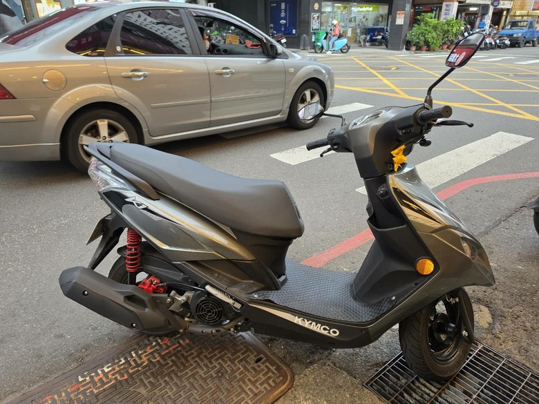 點我看大圖 K1 150特仕版入手一個多月騎乘體驗─穩定也驚艷