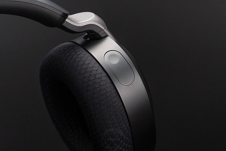 點我看大圖 告別電量焦慮!MSI MAESTRO 500 WIRELESS 無線電競耳機開箱:90 小時續航太狠,還有超低延遲與 6 麥降噪