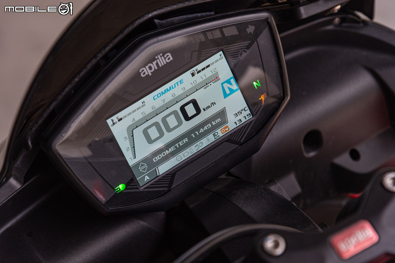 點我看大圖 Aprilia Tuono 660 試駕報告|手握燥熱戰鬥純血,電控帶來千變萬化!