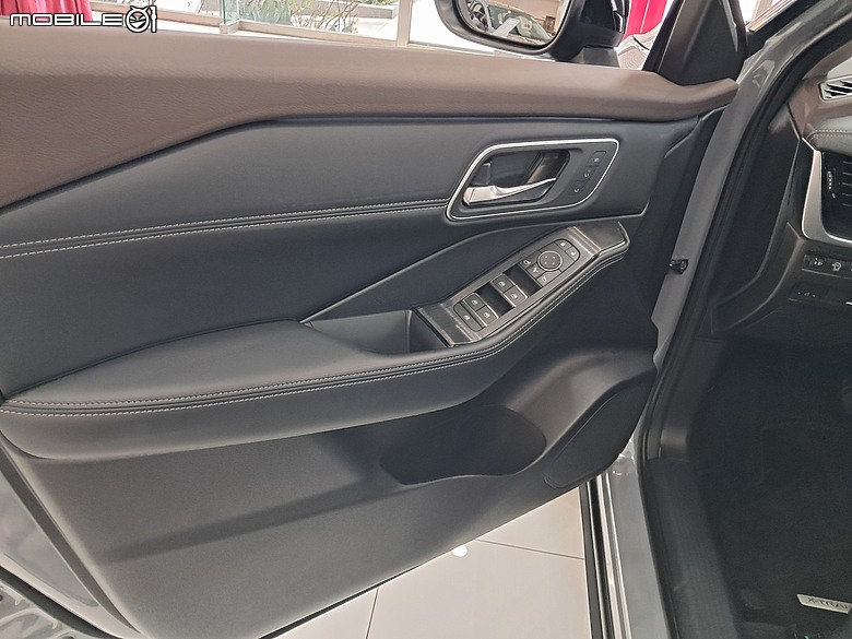 ★ 櫻花美學 の 匠人工藝 《 Nissan X-TRAIL 》Sentra KYB黑桶、ELF機油、氫氣除碳