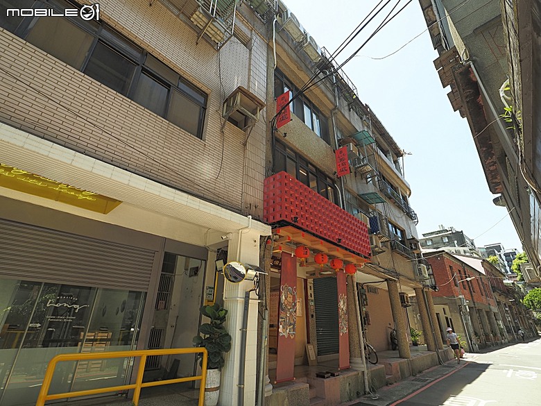 大稻埕霞海城隍廟、大稻埕遊客中心、大稻埕屈臣氏大藥房、六館街尾洋式店屋、李臨秋故居、千秋街店屋、李春生紀念教會、陳天來故居、原周進春茶行｜台原亞洲偶戲博物館｜逆風樓— 2026初夏之大稻埕散策 南段—民生西路以南至南京西路之間