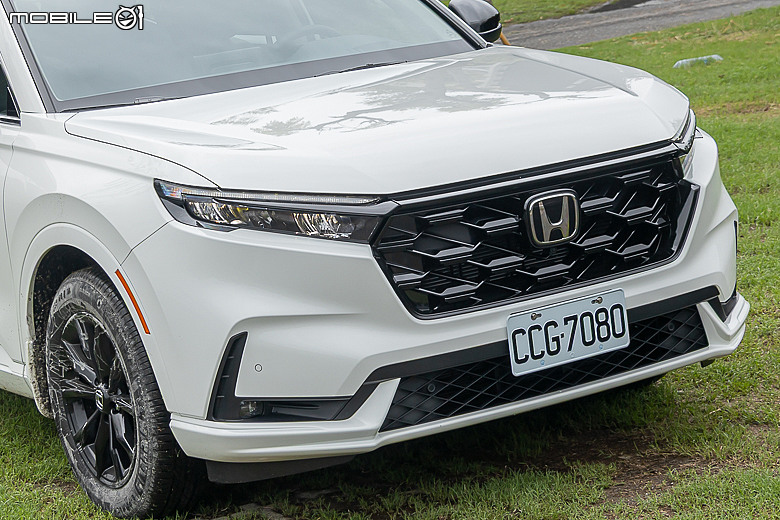 Honda CR-V e:HEV 試駕報導|油電加持、如虎添翼!