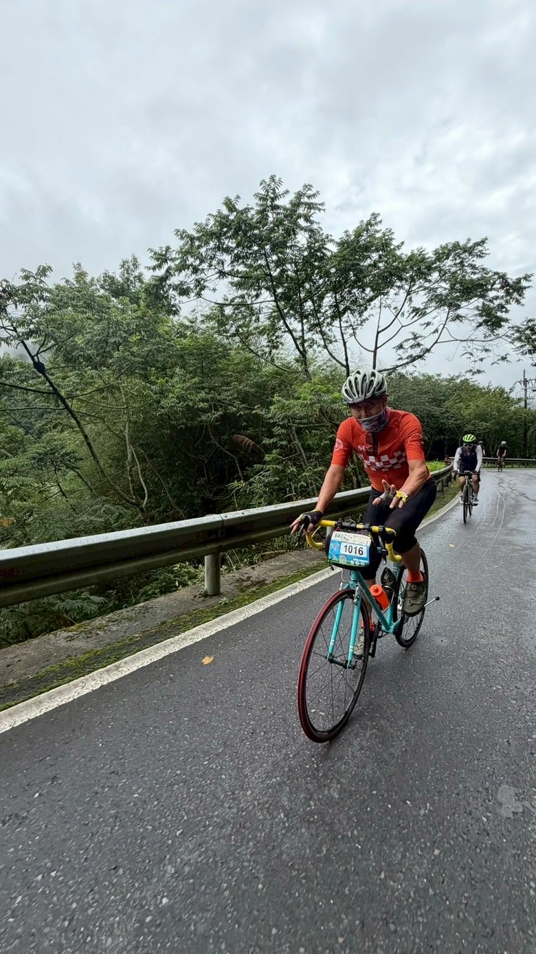 北進武嶺騎二回,新店、宜蘭等地出發,KHS vitamin E輕旅行