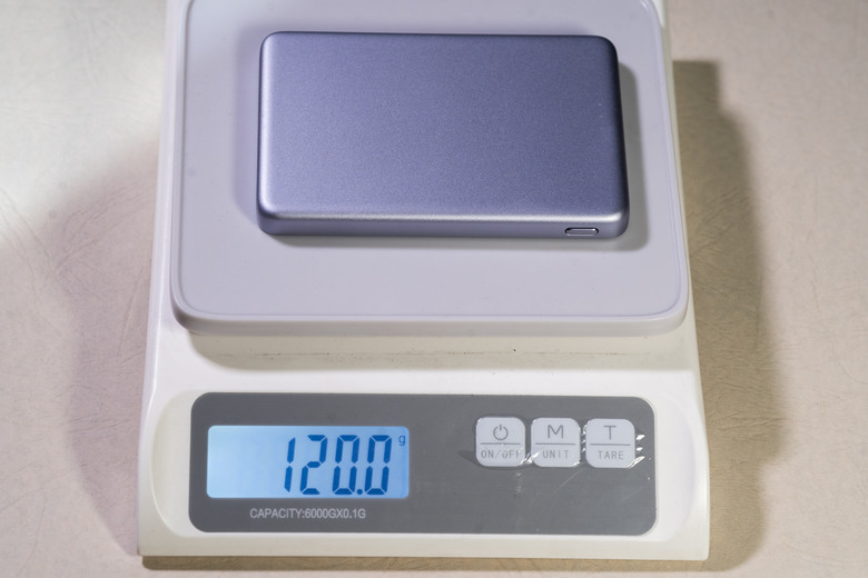 【開箱測試】小米磁吸超薄行動電源 5000 7.5W & 小米 3A 編織傳輸線 10cm