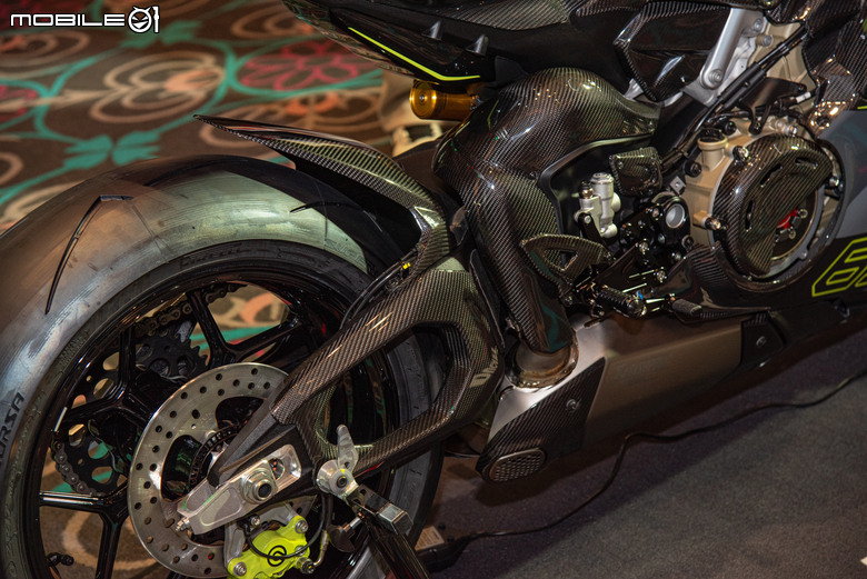 點我看大圖 DUCATI Panigale V4 S、Streetfighter V4 S國內正式發表!最新最強賽道科技開價196.8萬、158.8萬起!同場加映三色版、Lamborghini聯名版