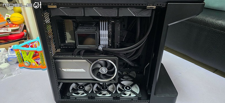INTEL AMD 華碩 技嘉 微星旗艦電腦