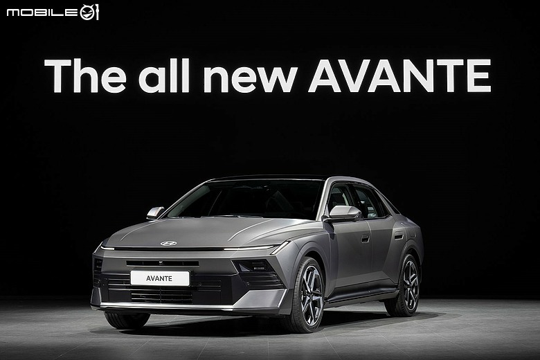 【海外新訊】Hyundai Elantra八代大改款韓國首發，外觀科技感濃烈、提供汽油/油電兩種動力！