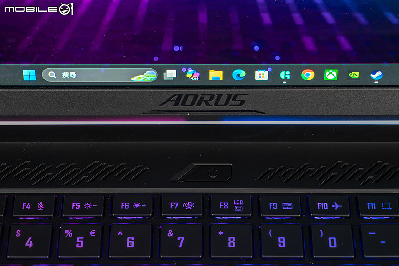 GIGABYTE AORUS MASTER 16 AM6J｜今年最超值 16 吋 RTX 5090 電競機皇？