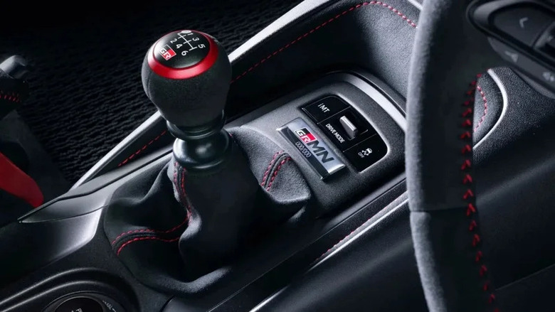 碳纖維上身的終極鋼砲! Toyota GRMN Corolla 明年限量登場！