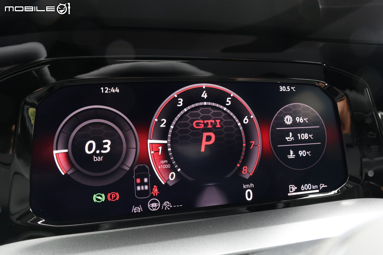 Volkswagen Golf GTI Edition 50 試駕｜全面升級還具有收藏價值、更能享受人車一體的快感！
