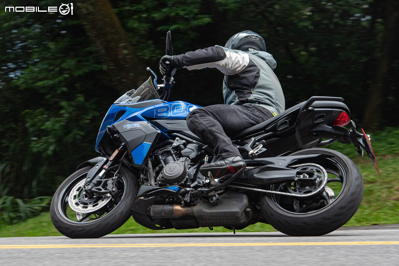 點我看大圖 Triumph Tiger Sport 800試駕報告|扭力元神回歸,直覺駕馭快樂加倍!