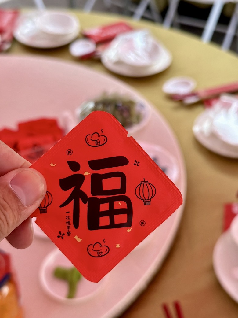 【食記】見識到南部辦桌的實力!大廠發表會指定高屏外燴,現場現烤龍蝦、老酒海大蝦氣勢有狂!