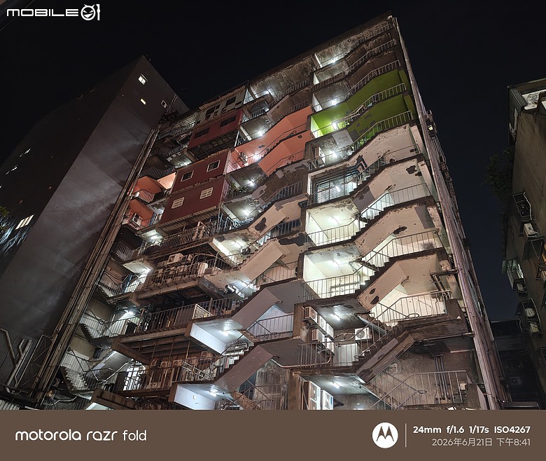 motorola razr fold｜首款大摺初試鋒芒，極致手寫體驗解放創作潛力！