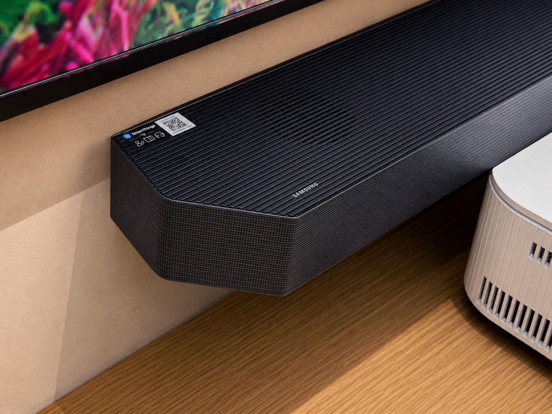 【案例分享】EPSON EH-LS970 雷射電視 100吋菲涅爾布幕 + Samsung Q990F 聲霸