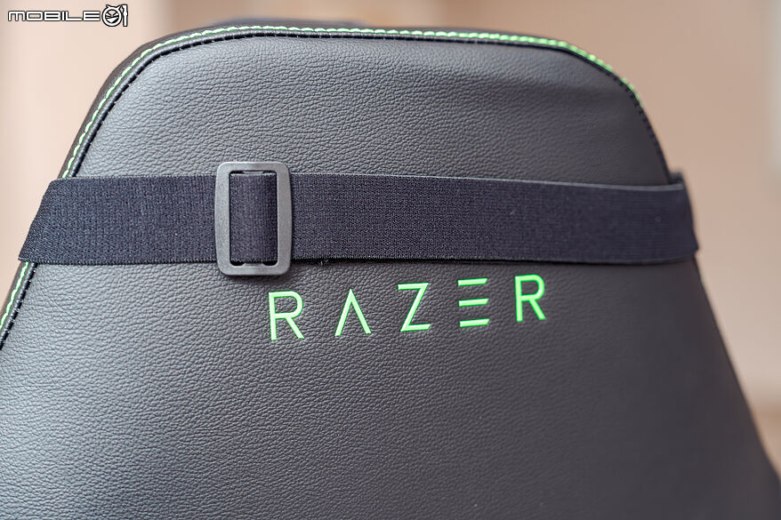 Razer Iskur V2 NewGen 開箱體驗|具備多樣可調+腰部支撐系統的人體工學電競椅