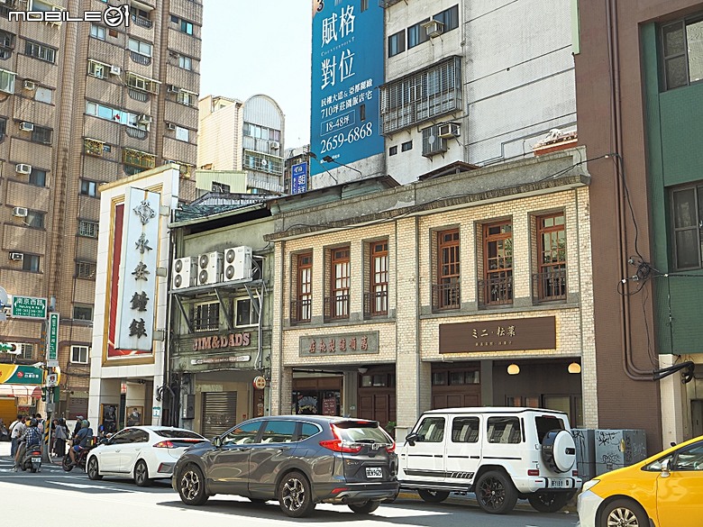 新芳春行、波麗路餐廳、黑美人大酒家、大千百貨、渭水驛站，還有美味吐司PILLO Bakery & café及好吃的大稻埕魯肉飯 — 2026初夏之大稻埕散策 東段 — 延平北路二段兩側及東側