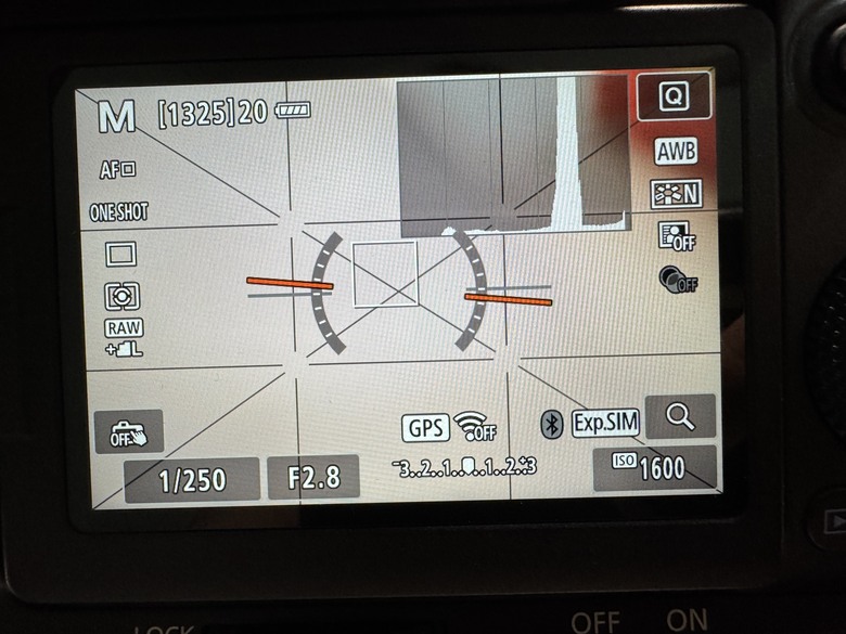 （已解決）請益Canon 90D螢幕取景時如何開啟9宮格？