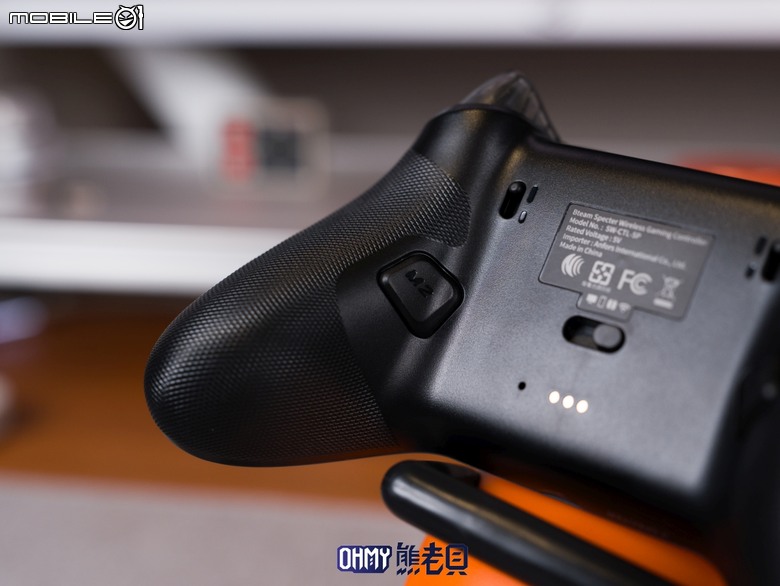 雙按鈕配置、多平台通用 Bteam Specter 沛影 無線遊戲手把