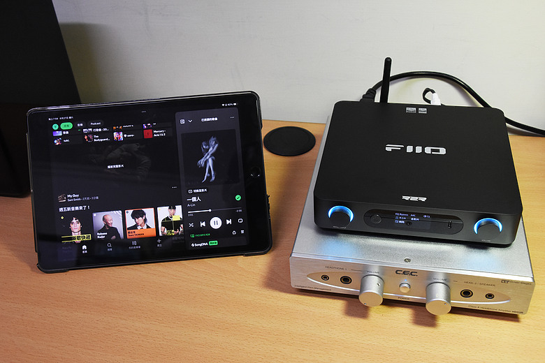 點我看大圖 FIIO BR15 R2R Hi-Fi 藍牙音訊接收器 ~ 讓你的音響無界限